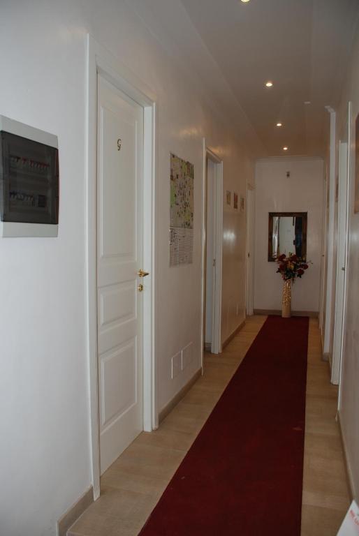 Bed and Breakfast Casa Dell'Amicizia Roma Exterior foto